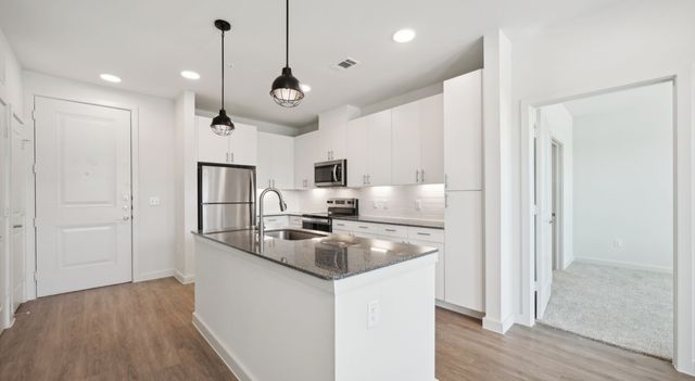 4600 E McKinney Street 6118, Denton, TX 76208