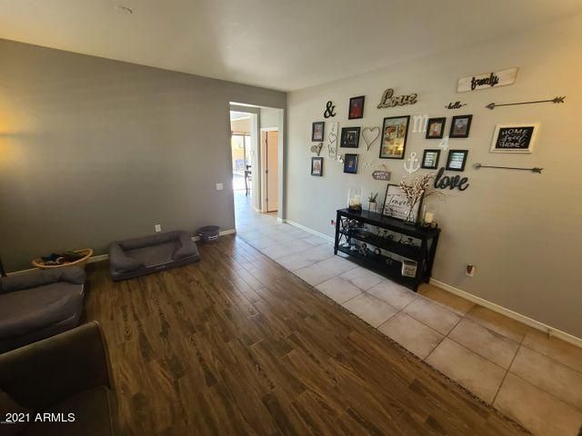 15820 N 21st Drive, Phoenix, AZ 85023