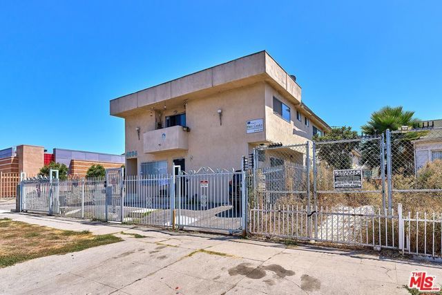 4934 Maplewood Avenue, Los Angeles, CA 90004