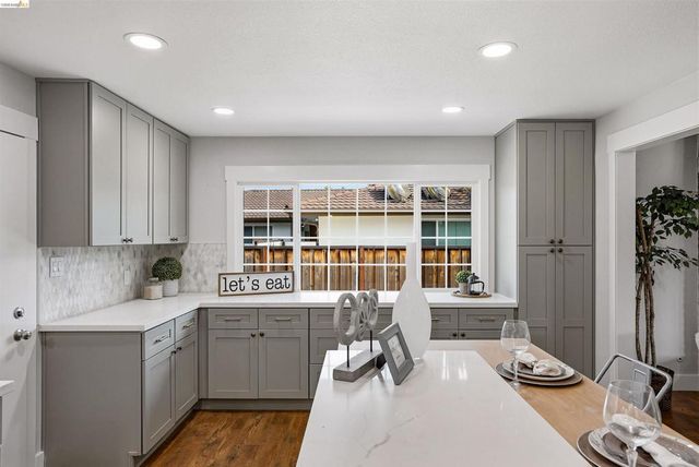 2904 Balboa Dr, Tracy, CA 95376