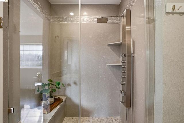 2904 Balboa Dr, Tracy, CA 95376