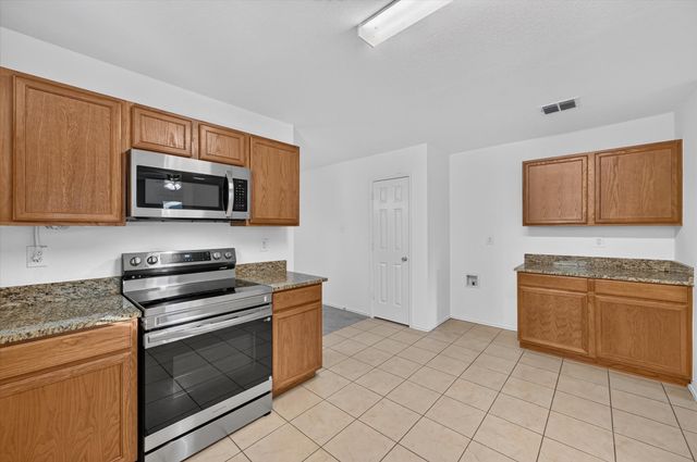 8417 Redheart Street, Arlington, TX 76002