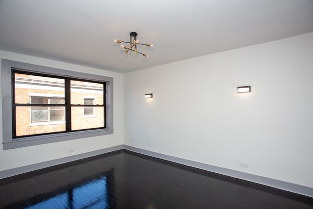 7505 S Yates Street 1, Chicago, IL 60649