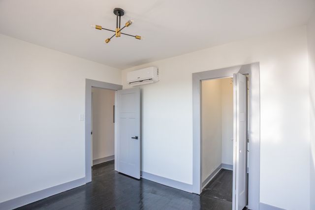 7505 S Yates Street 1, Chicago, IL 60649