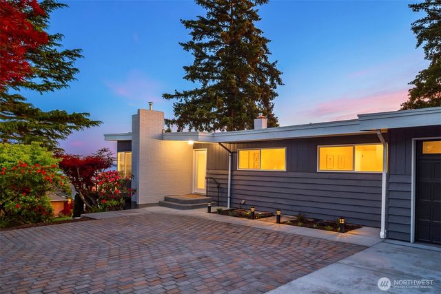 11988 Marine View Drive SW, Burien, WA 98146