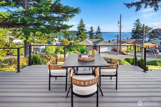 11988 Marine View Drive SW, Burien, WA 98146