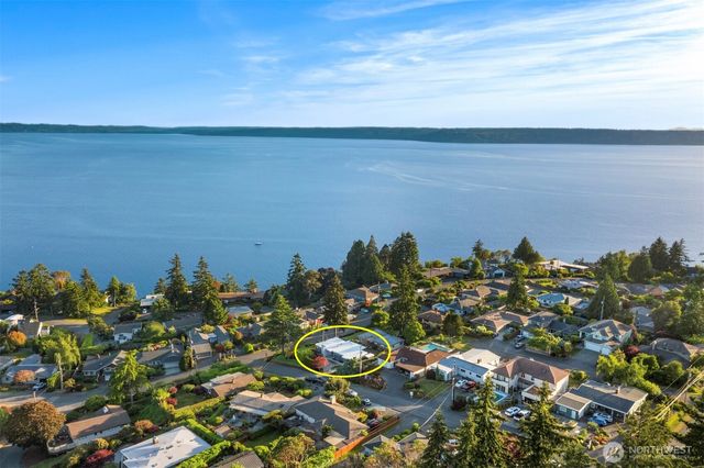 11988 Marine View Drive SW, Burien, WA 98146