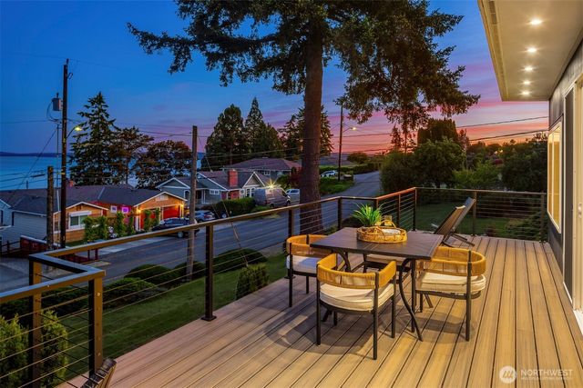 11988 Marine View Drive SW, Burien, WA 98146