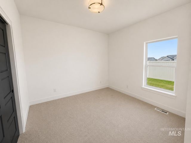 783 Kamiah Rd, Twin Falls, ID 83301