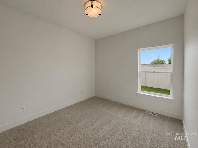 783 Kamiah Rd, Twin Falls, ID 83301