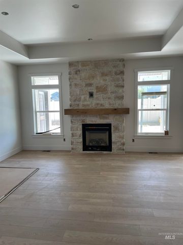 783 Kamiah Rd, Twin Falls, ID 83301