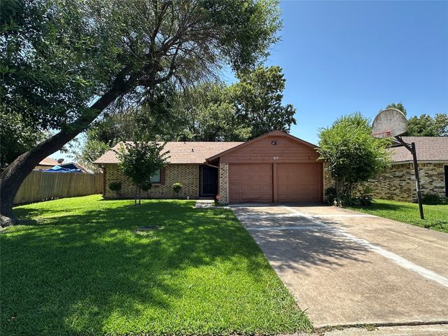 917 Cherrywood Trail, Mesquite, TX 75149