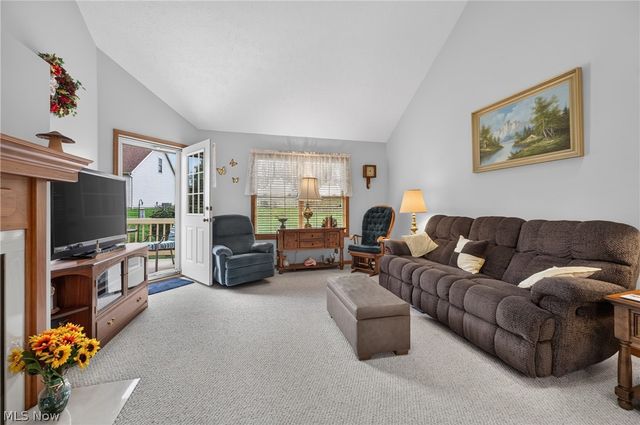 2043 Summer Evening Drive, Canal Fulton, OH 44614