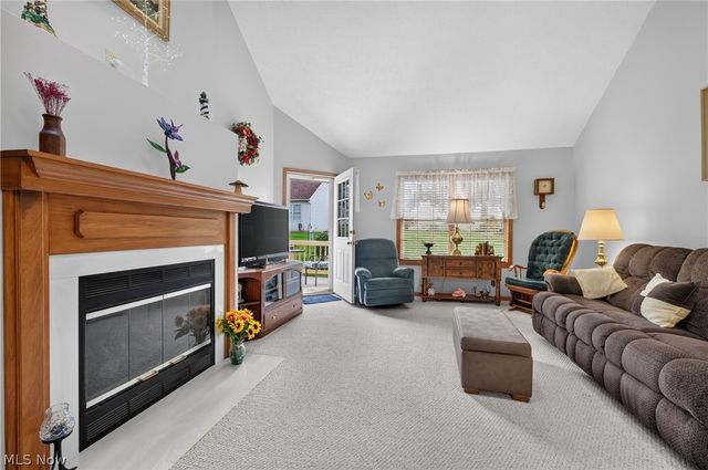 2043 Summer Evening Drive, Canal Fulton, OH 44614
