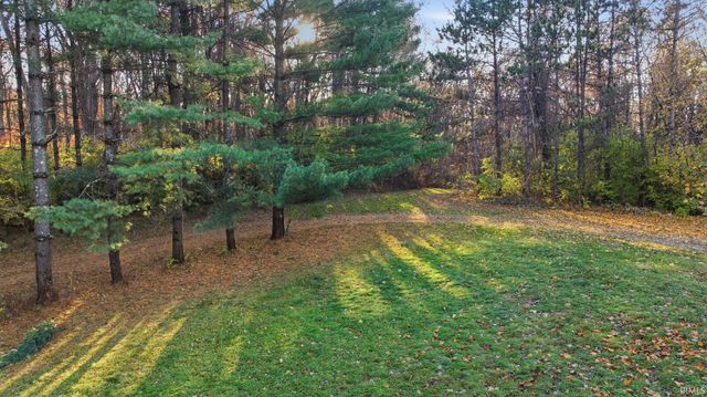 51757 Hickory Road, Granger, IN 46530