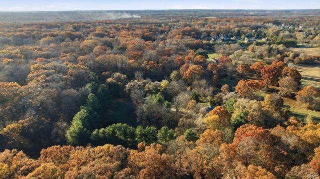 51757 Hickory Road, Granger, IN 46530