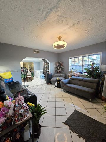 345 NW 5th Ave, Florida City, FL 33034