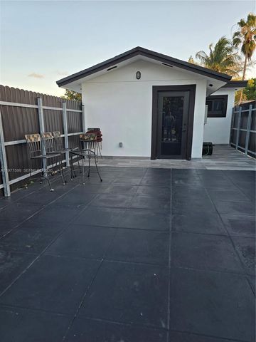 345 NW 5th Ave, Florida City, FL 33034