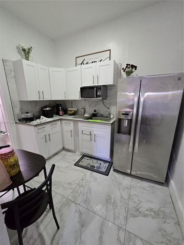 345 NW 5th Ave, Florida City, FL 33034