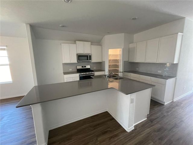 101 Konik RD, Georgetown, TX 78626