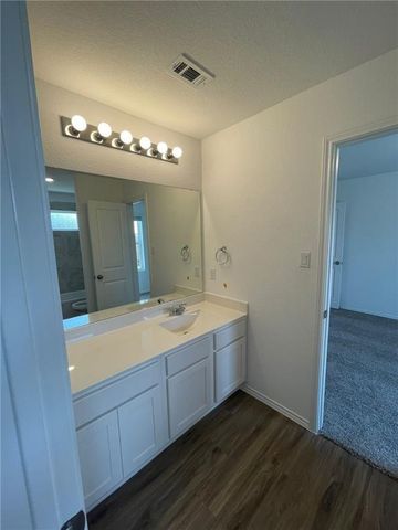 101 Konik RD, Georgetown, TX 78626