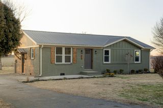 77 Royal Dr, Rock Island, TN 38581