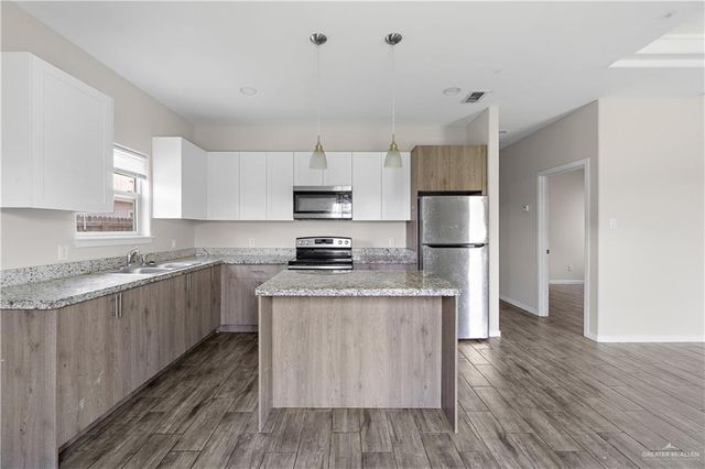 912 Kentucky Street 3, Alton, TX 78573
