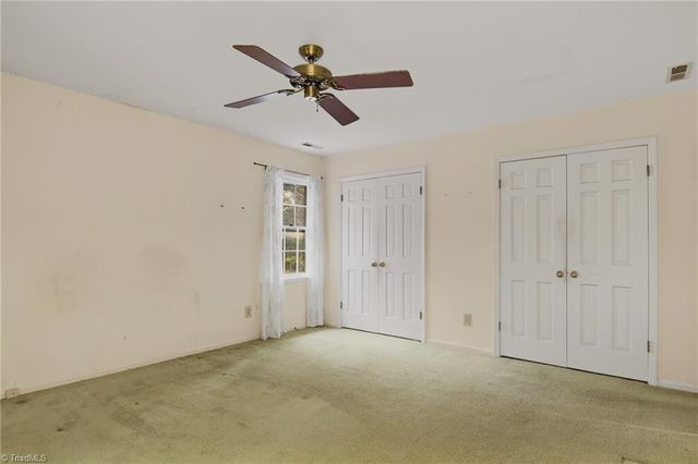 1875 Mallard Lakes Drive, Winston-salem, NC 27106