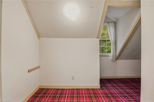 1875 Mallard Lakes Drive, Winston-salem, NC 27106