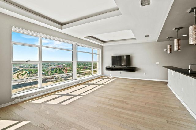 1141 N Martin L King Jr DRIVE #2803, Milwaukee, WI 53203