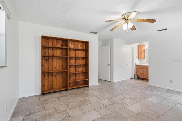 385 N CORNISH POINT, Lecanto, FL 34461