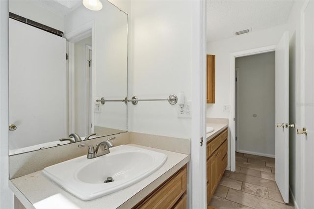 385 N CORNISH POINT, Lecanto, FL 34461