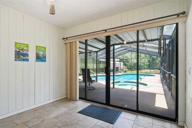 385 N CORNISH POINT, Lecanto, FL 34461