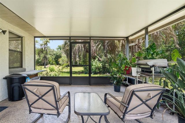 385 N CORNISH POINT, Lecanto, FL 34461