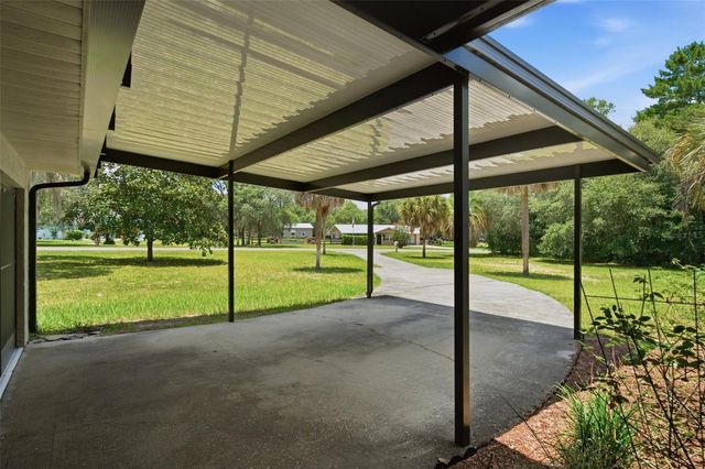 385 N CORNISH POINT, Lecanto, FL 34461