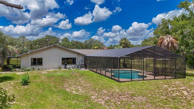 385 N CORNISH POINT, Lecanto, FL 34461