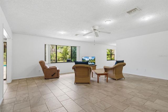 385 N CORNISH POINT, Lecanto, FL 34461