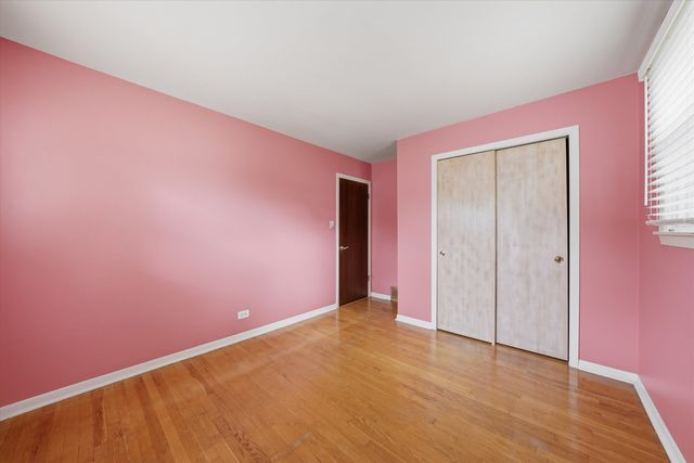 1025 Belair Drive, Darien, IL 60561