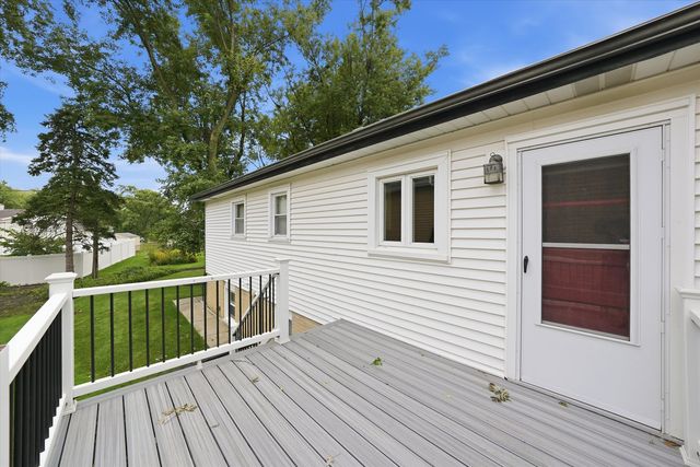 1025 Belair Drive, Darien, IL 60561