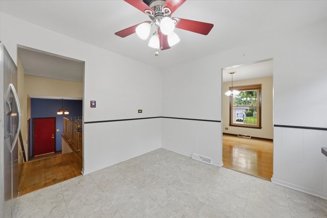 1025 Belair Drive, Darien, IL 60561