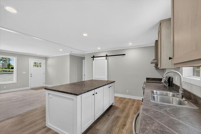 1658 Calamus Pond Road, Summerville, SC 29483