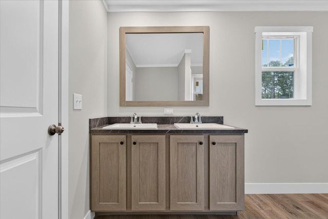 1658 Calamus Pond Road, Summerville, SC 29483