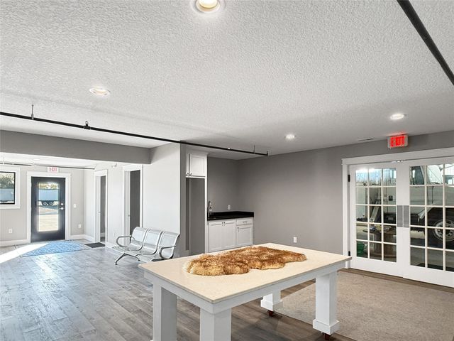 1911 NE 58th Avenue, Des Moines, IA 50313