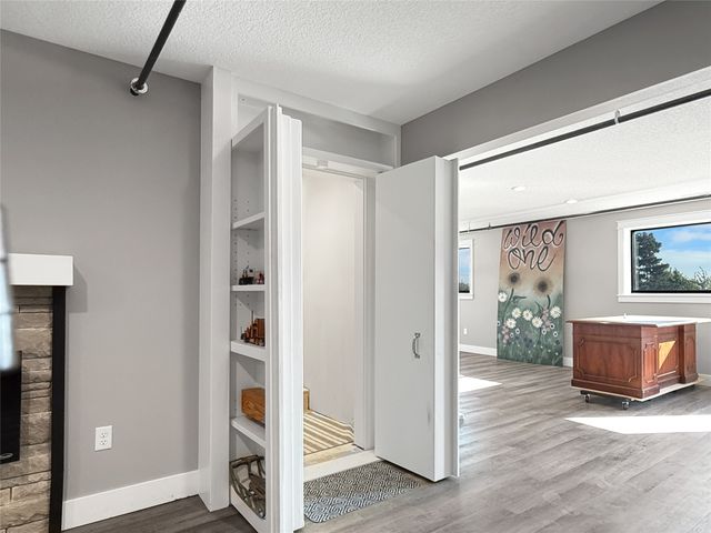 1911 NE 58th Avenue, Des Moines, IA 50313