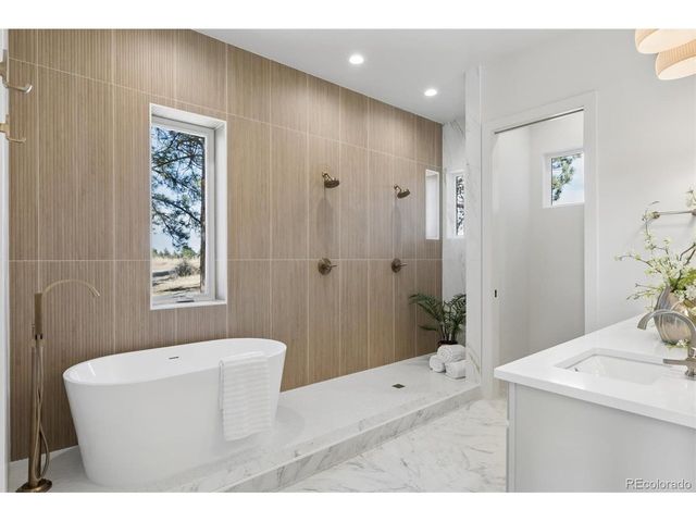 11004 Sunset Oaks Pl, Franktown, CO 80116