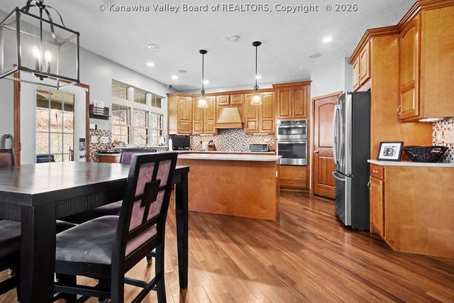 2 Stonegate Drive, Hurricane, WV 25526