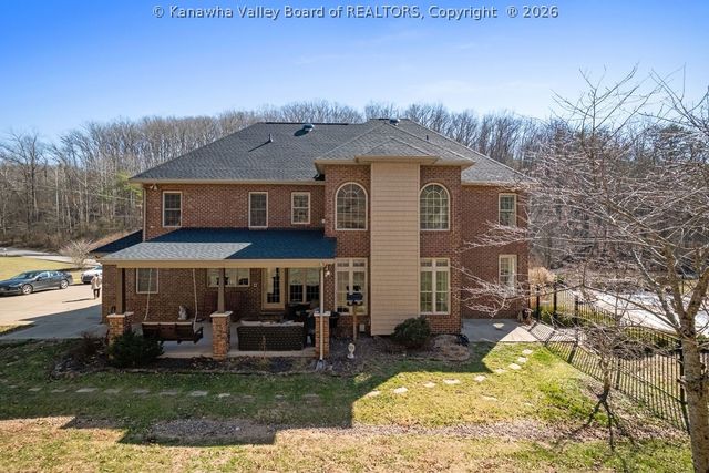 2 Stonegate Drive, Hurricane, WV 25526