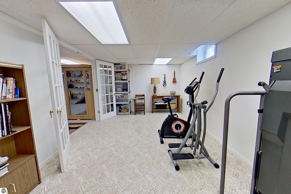 Image 40 of property listing at 1522 Eastpointe Drive, Mt Pleasant, MI 48858