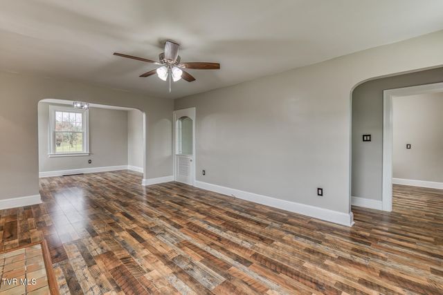 1021 West Main Street, Abingdon, VA 24210