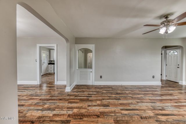 1021 West Main Street, Abingdon, VA 24210